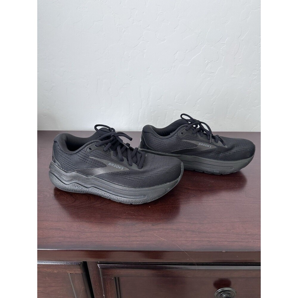 8.5B MediumBrooks Ghost Max 2 Women’s 8 Black Running Walking Cushioned Sneakers - Picture 13 of 14